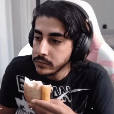 Pokémon Unite Player | Professional Team Manager for @aegisflames Academy | 17 Years Old