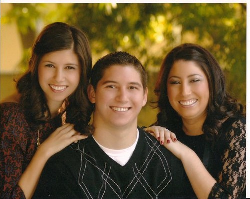 JennPerez83's profile picture. 