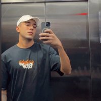 ʀᴀғᴀ (@rafaelyracrf) 's Twitter Profile