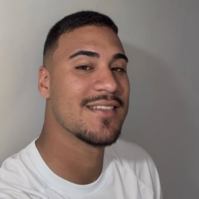 ninguém inveja o ruim, ninguém odeia o fraco