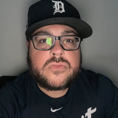 AndrewJav13r's profile picture. 