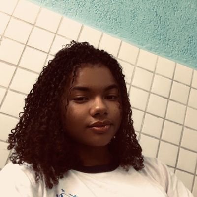 ACREDITE EM MILAGRES, MAIS NAO
DEPENDA DELES!!!!!
📿🤍
🅲🅰🆁🅾🅻🅸🅽🅰