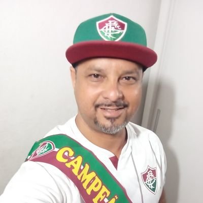 O amor não se mede pelo tempo ou outras bobagens, mas pela intensidade com que se sente.