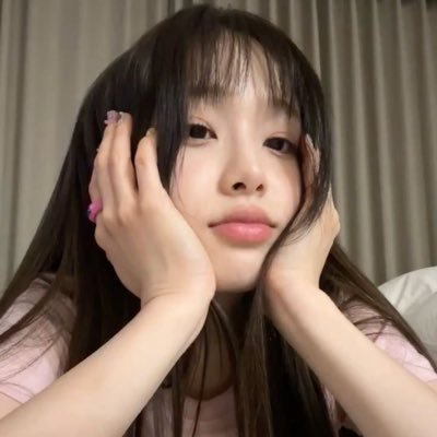 hoeforchuu stands with gaeun ఌ︎ Profile