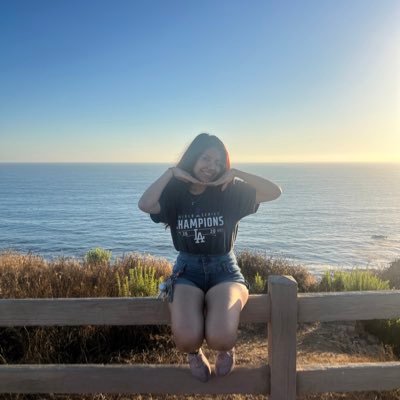 LunarLatiina's profile picture. 🇲🇽|Physics & Planetary Science PhD IP @Purdue|🌙 🌌 |GEM💎fellow|@GriffithObserv MG🔭|Former: @NASAJPL 🚀@UCLA🐻@calstatela 🦅