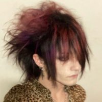 Miku (@mikuxxx_) 's Twitter Profile