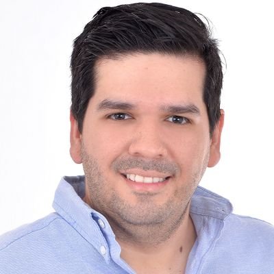 Médico General 
Internista en Formación
Mi Familia el puntal de cada paso 
Emelec
Velimara-Veliku