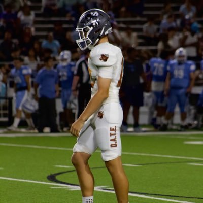 K @alvin_jacketfb•C/O26' •5'10 155-6.091GPA. Head Coach @CoachBass27 • Phone #: 8328801135 • #17