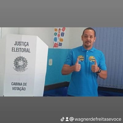 Formação: Direito -
Conselheiro do Prefeito do RJ.