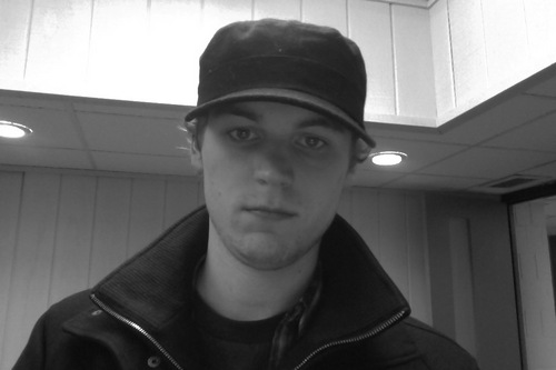 I'm an xbox fan, League of Legends player, and recently, I've developed an interest in web design. I'm majoring in Interactive Media at Bradley University.