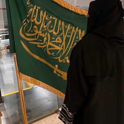 ......افكاري وكلماتي انا المسؤووووله عنها وشكراً ....