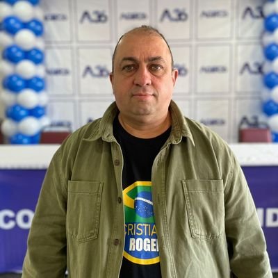 👨🏻💼 | Fundador do Movimento Curitiba Contra Corrupção
📊 | Gestão Pública
🇧🇷 | Ativista