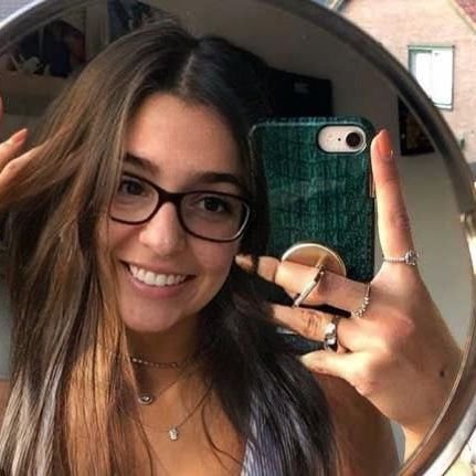 AlejandraN56289's profile picture. Biología 🧫❤️