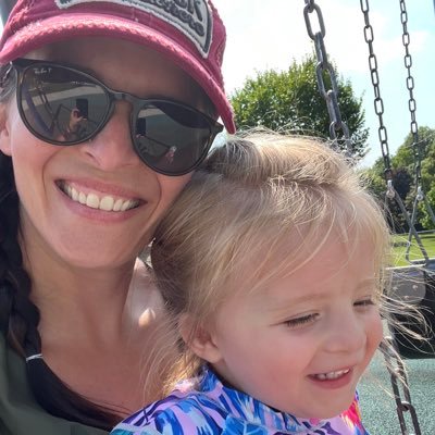HeatherMoMo's profile picture. ASD mama ♥️ developmental OD 🤓 America first 🇺🇸
