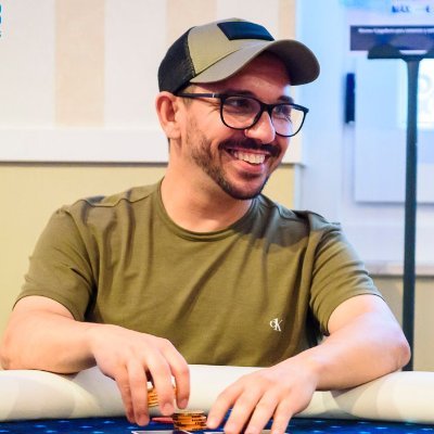 ♥ Jugador de Poker
♠ Organizador de @VamosPokerTour, @EUPokerMasters & @GladiatorPokerS
⚔️ Partner Chamada Prestige 🇨🇾
🤝 https://t.co/3PhZChyw3s
💙 @CFTalavera