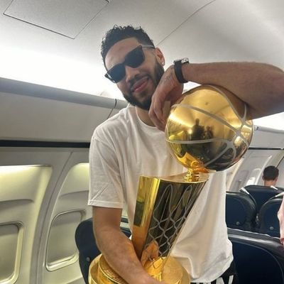 Gabriel13281065's profile picture. 