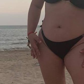 Maria6027714445's profile picture. 👠 Lencería hot para cuerpos que saben
💫 Morbo consciente, diseño con fuego
📍 IG: hot_tusegundapiel

Montevideo, Uruguay 🇺🇾