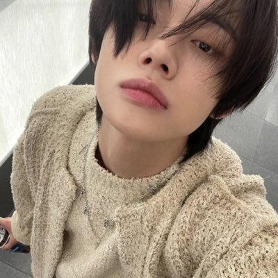 yeon2juns's profile picture. dollbahi’s evil twin