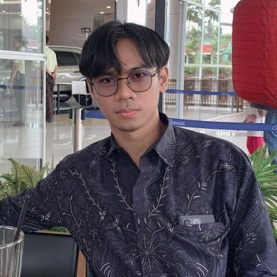 no community, no followers, no circle. Just a lonewolf grinding on crypto.