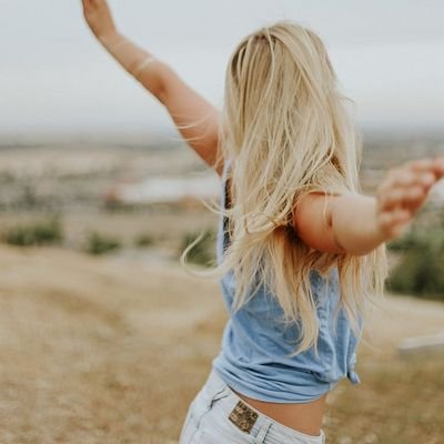 CvetakMb36376's profile picture. 