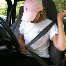 SionewdHnyF's profile picture. 