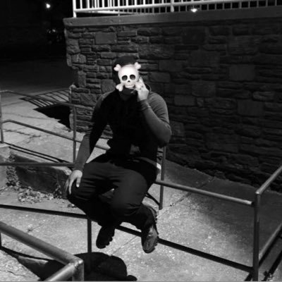 discreetfarmz's profile picture. | Sorry Allergic to Mids 🫠