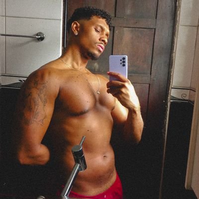 se quiser falar de amor, fale com o marcinho.