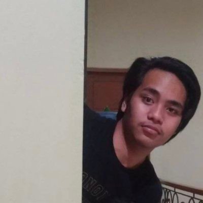 Sneakyjrmy's profile picture. Your Boo.