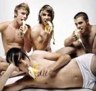 AllTimeHerpes's profile picture. All Time Low fan account :) Run by: @solongrachel and @AlexWhitfield! We follow back :) #Hustlers
