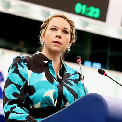 Member of the European Parliament | Europarlementariër
🇳🇱
PVV |
LL.B., LL.M., LL.D.