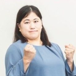 久保田みどり
全ての国民が笑顔になれる社会に！
25年の保育士経験と、父の介護をする当事者として感じたこと生かしたいとチャレンジします。