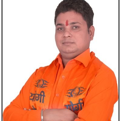अपनी पार्टी सेकुलर सहयोगी दल भारतीय जनता पार्टी
में हूँ मोदी जी का परिवार