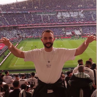 dursuncanpolatt's profile picture. 🦅