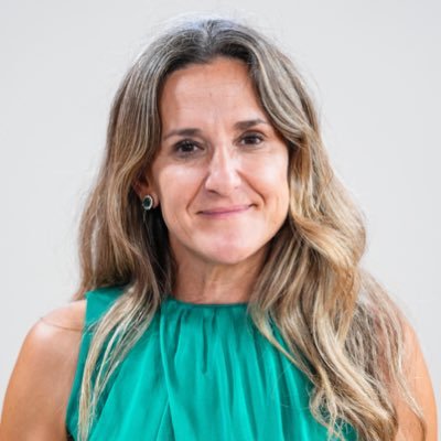 Diputada autonómica de VOX por Almería en el Parlamento de Andalucía. Concejal en el Ayuntamiento de El Ejido. Madre de tres hijos. Enamorada de mi tierra. 🇪🇸