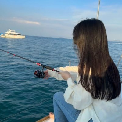 BerthaTaic's profile picture. 私は海を愛している——🐬
私も釣りが好きです——🐟
「海に来て風を吹きましょう」風はあなたに自由をもたらします🌊