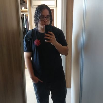 Estudante de letras - inglês
Faço live de wow/jogos nisso aqui: https://t.co/wky44TctVU