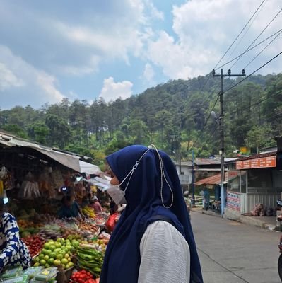 EgHy_DhIa's profile picture. 