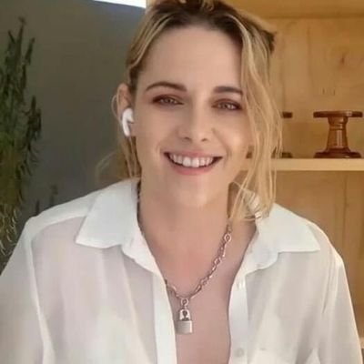 kris_stewartt's profile picture. Live, be happy and be free💋