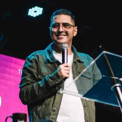 junioroliveira0's profile picture. 🤓