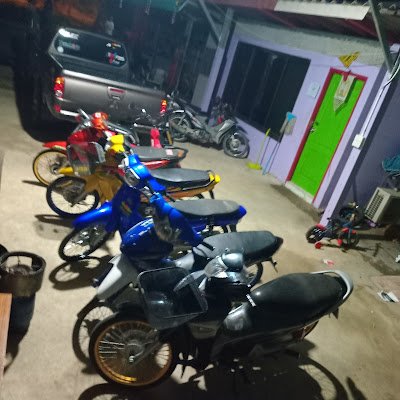 ArtALONE126185's profile picture. 