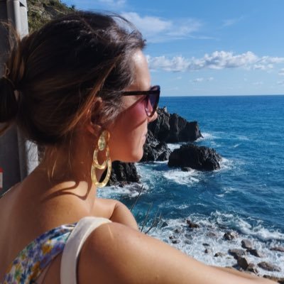 Journalist • Fui reina del 🏍 mototaxi en 🇻🇪 por 10 años • Ahora voy en double-decker, el porpuesto 🚌 de 🇬🇧 • Alma tropical de Almería
