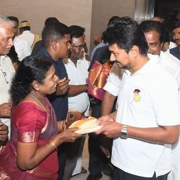 திமுக மருத்துவ அணி மாநில
துணை செயலாளர்♠♥🌄 மதுரை
