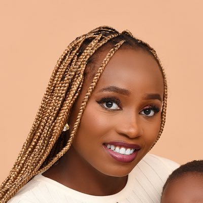 FynefaceEbi's profile picture. I’ve got a pocketful of sunshine