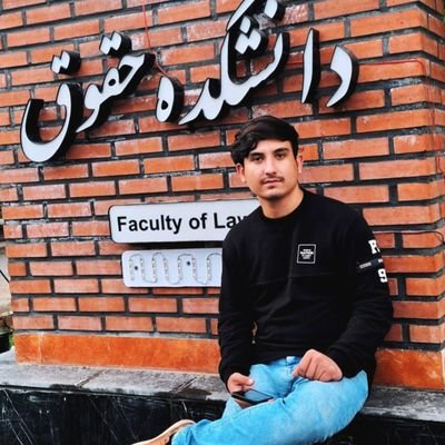 تو شاهینی؛ قفس بشکن به پرواز آی و مستی کن
بَرِ آزادگان داغ اسارت سخت ننگین است
