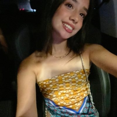 _annaviic's profile picture. -