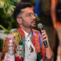 Jash Dholani (@oldbooksguy) 's Twitter Profile Photo Jash Dholani (@oldbooksguy) 's Twitter Profile Photo