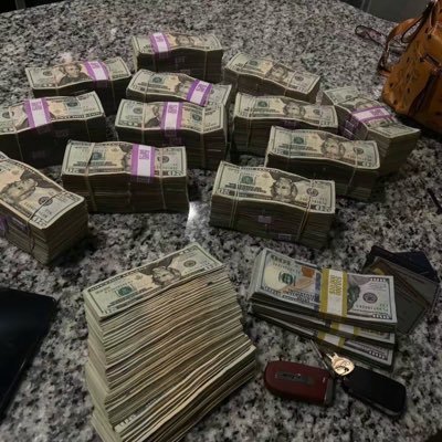 I’m going to give away $3000-$7000 to all people who Text me on telegram https://t.co/0P1uN3CRHo ASAP with your PayPal Cash app or bank