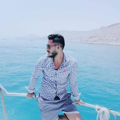 elapade131818's profile picture. Architect 👌