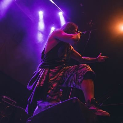 ENG/SPA
Forestal technician/Adv. Network technician -
Vocals @ @borndestroydie @felwoodband
🌲 hiking 🗻 - Composer/Singer/Guitarist - Edemaruh - Cooking