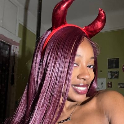 21+ xxx content — main acc: @kekedascorpio NO MEETS!!! she/they 💘 pansexual goddess
